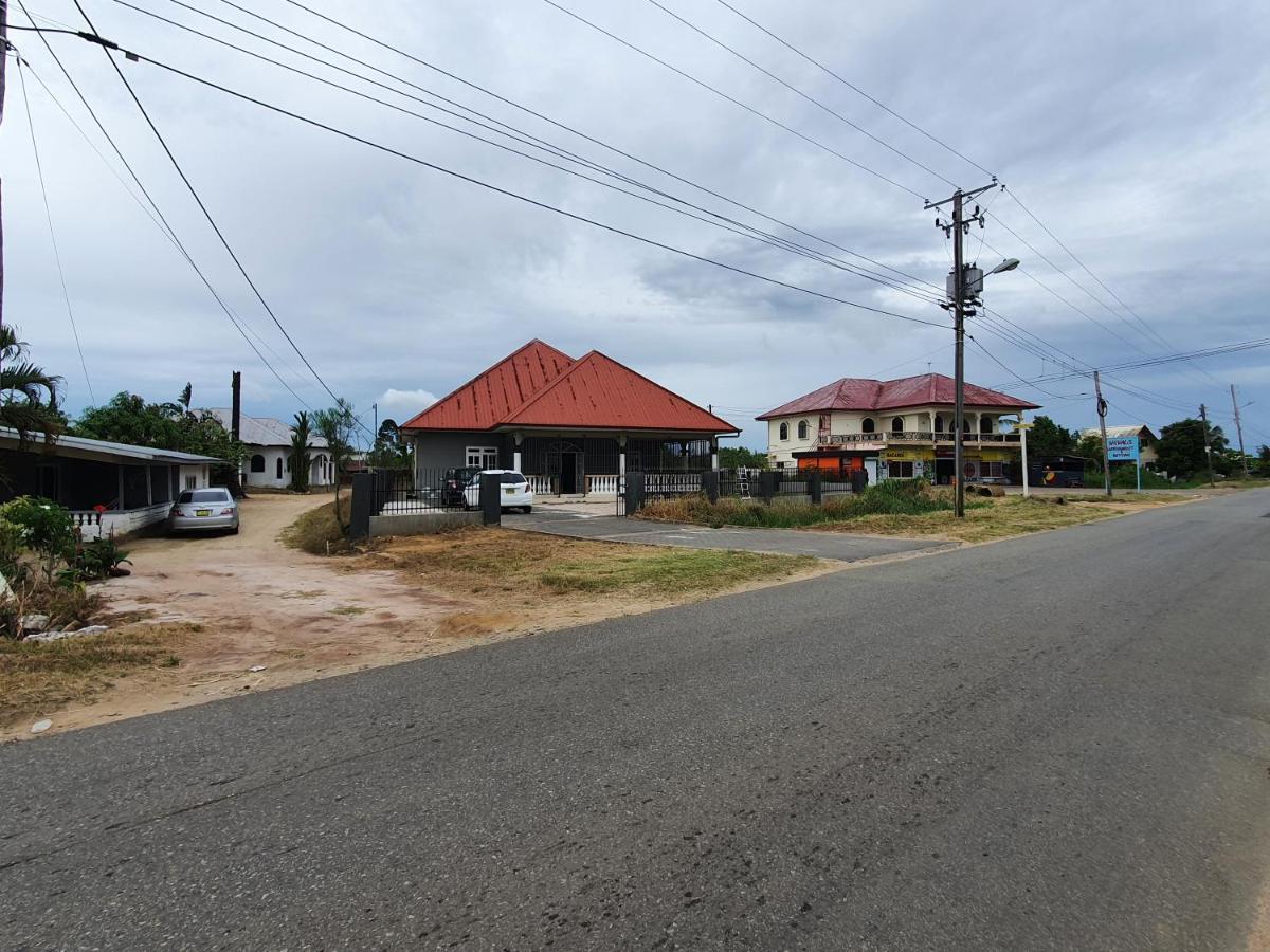 Chander'S Villa Paramaribo Exterior photo